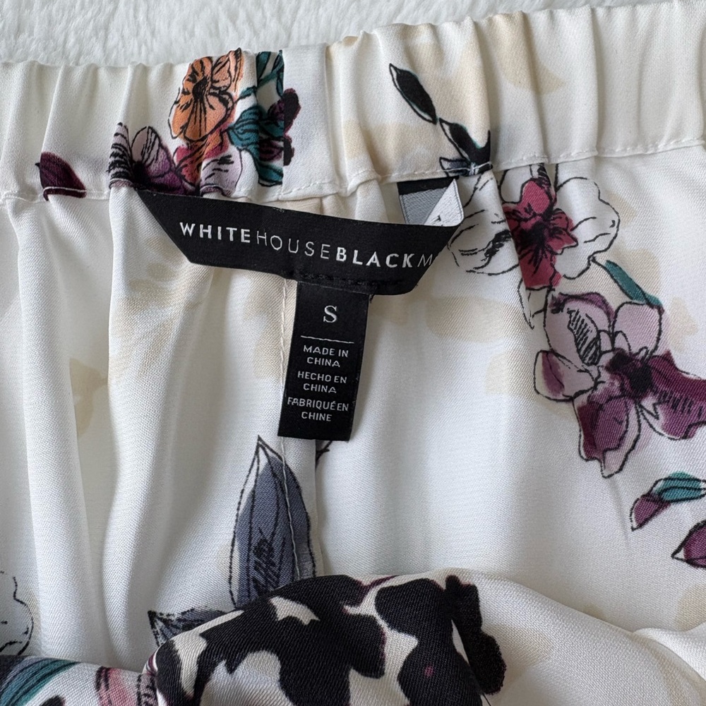 White House Black Market Floral Off The Shoulder Blouse - Picture 4 of 6